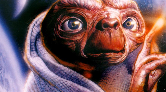 E.T, el extraterrestre que 40 años después sigue conquistando corazones