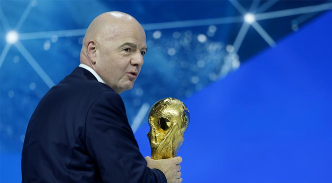 FIFA aumenta a 26 jugadores las listas para el Mundial