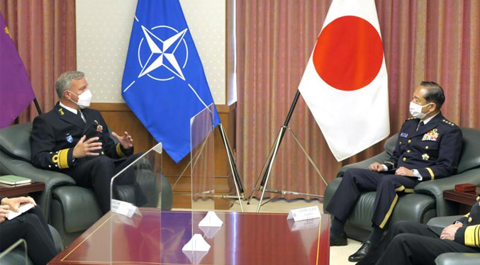 Japón y la OTAN acuerdan elevar cooperación militar