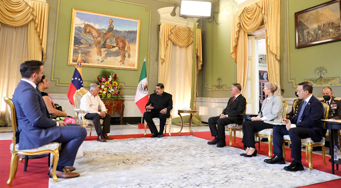 Maduro recibe cartas credenciales de embajadores de México y Nicaragua