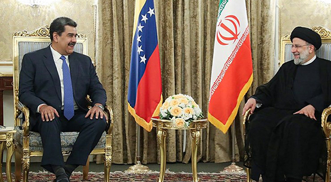 Maduro firma un acuerdo de cooperación estratégica de 20 años con Irán