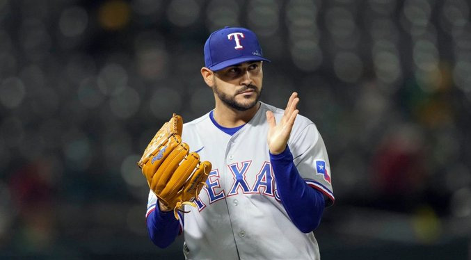 Pérez lanza primores en blanqueada de Rangers sobre Rays (Video)