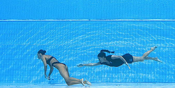 Susto en el Mundial de natación: Estadounidense Anita Álvarez se desmaya en el agua (+ Fotos)