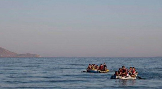Cuatro migrantes, entre ellos un niño, murieron al naufragar una embarcación en España