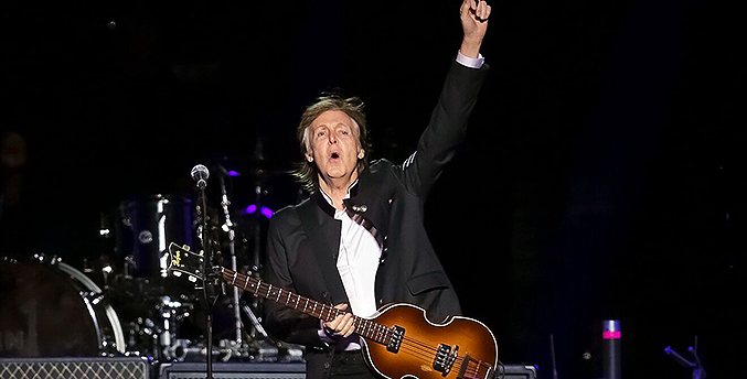 Paul McCartney recupera un bajo robado hace cincuenta años