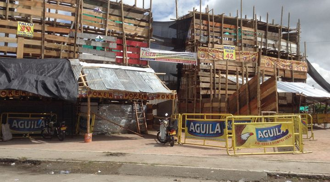 Desplome de palco de plaza de toros deja cuatro muertos en Colombia (Video)