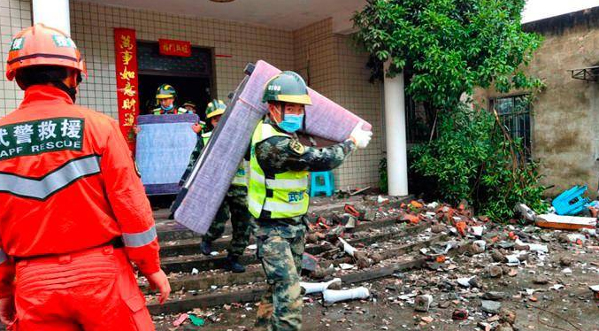 Dos terremotos en el centro de China dejan 26 mil afectados
