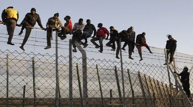 Dieciocho migrantes mueren al intentar saltar valla de Marrueco a España