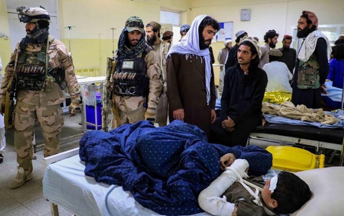 Sube a 1.030 el número de muertos por el terremoto de 5,9 en Afganistán