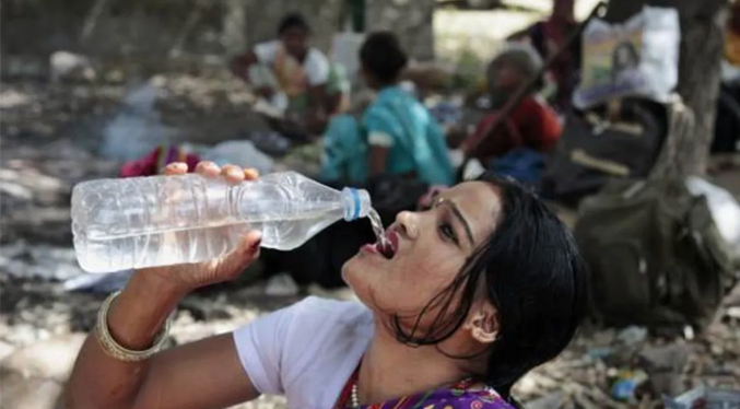 Al menos tres muertos por altas temperaturas en acto religioso en la India