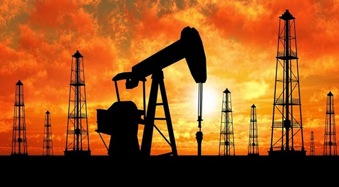 Francia interesado en el petróleo de Irán y Venezuela