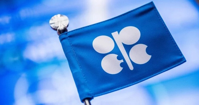 Oferta de petróleo de la OPEP baja en mayo pese a la fuerte demanda