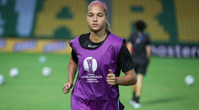 Deyna Castellanos impulsa programa de becas deportivas en EEUU para ayudar a jóvenes futbolistas