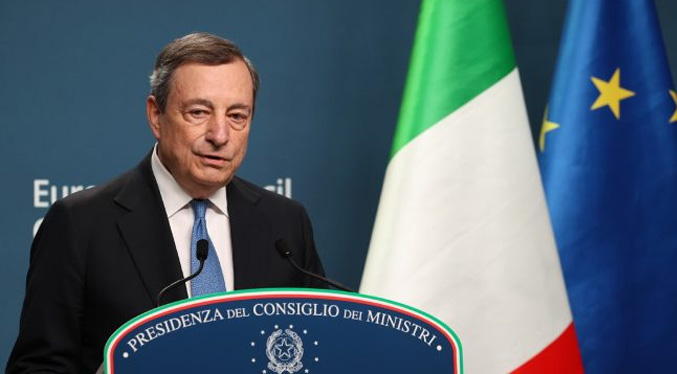 El primer ministro de Italia Mario Draghi dicta sus condiciones para seguir gobernando