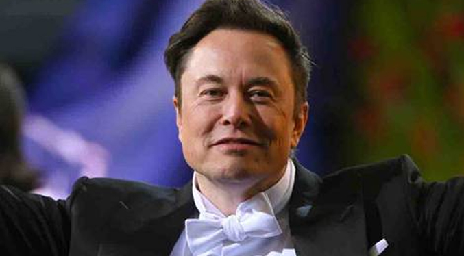 Elon Musk desmiente con una fotografía que está molesto con el cofundador de Google