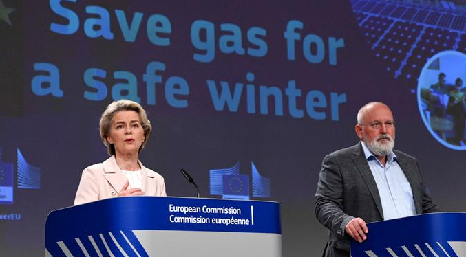 Bruselas pide reducir demanda de gas en UE en 15 % en los próximos ocho meses