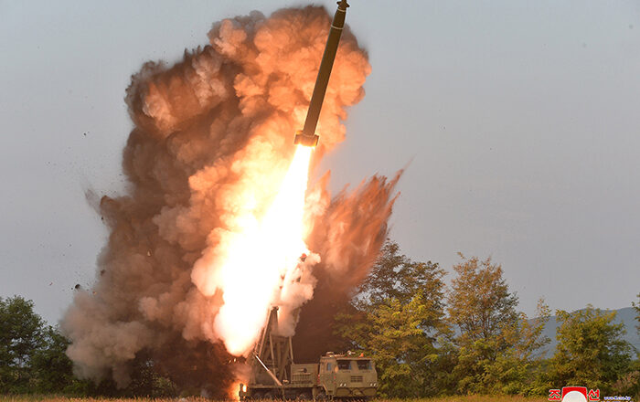 Corea del Sur detecta uso de lanzacohetes múltiple por norcorea