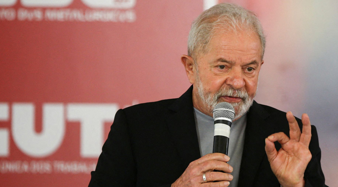 Sondeo en Brasil favorece a Lula sobre Bolsonaro con el apoyo de los jóvenes
