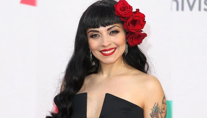 Mon Laferte vendrá a Venezuela por primera vez