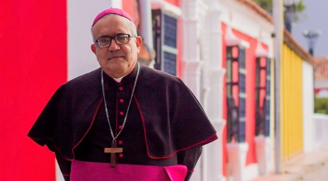 Monseñor Parra: La iglesia debe ser evangelizada y evangelizadora