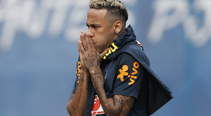 Neymar será juzgado en octubre por estafa