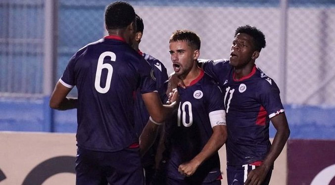 Dominicana y EEUU se clasifican al fútbol de París 2024