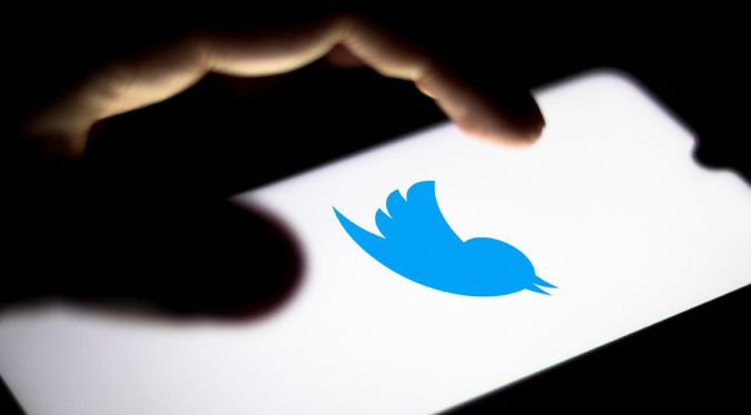 Twitter cierra consejo asesor contra discursos de odio