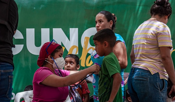 Alcaldía de Maracaibo lleva vacunación casa a casa en la parroquia Idelfonso Vásquez