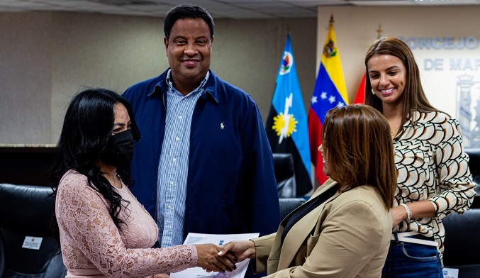 Alcalde Rafael Ramírez juramenta a los consejeros de Protección del Niño, Niña y Adolescentes