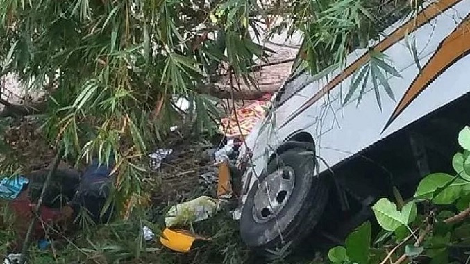 Un muerto y 13 heridos por accidente vial en carretera Táchira-Mérida