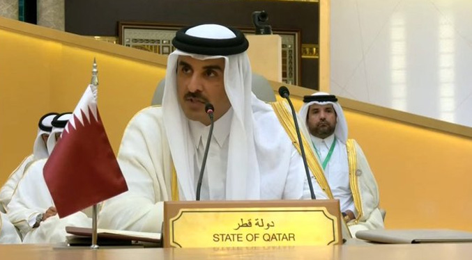 Emir catarí promete suministro energía para aliviar efectos de la guerra