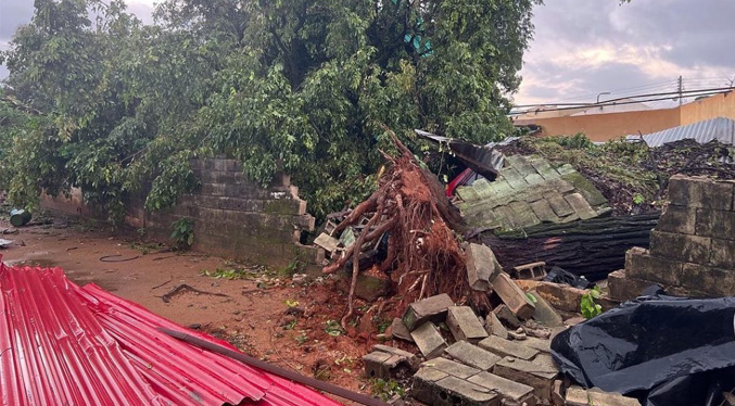 Al menos 67 viviendas afectadas por la lluvia en Tinaco