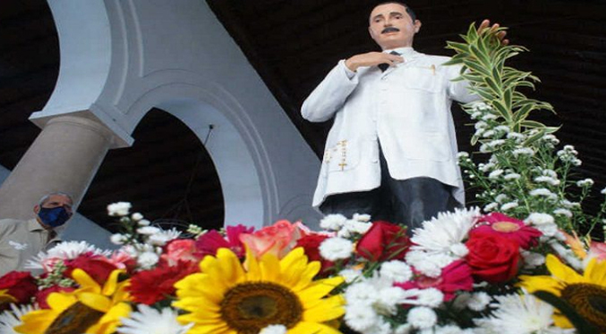 Construyen Santuario con una imagen a gran escala de Gregorio Hernández en Guarenas