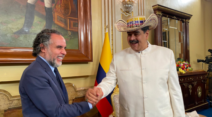 Nuevo embajador de Colombia en Venezuela presenta sus credenciales ante Maduro