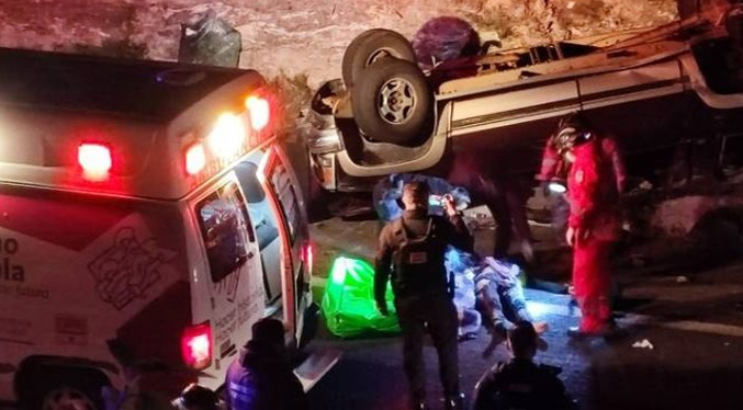 Migrantes cubanos mueren por accidente de tránsito en México