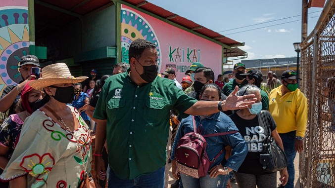 Alcalde Rafael Ramírez Colina inspecciona el Mercado Kai Kai