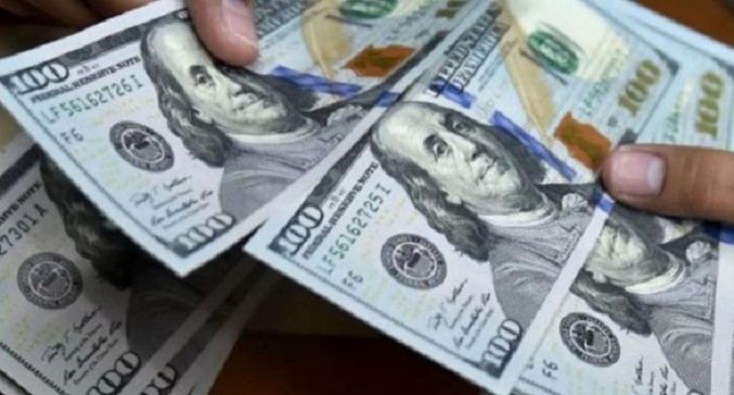 Dólar paralelo baja levemente en su apertura y se ubica en 9,18 bolívares