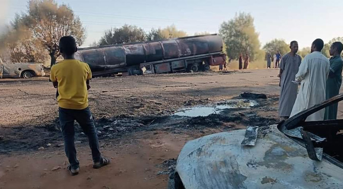 Explosión de camión cisterna deja nueve muertos en Libia