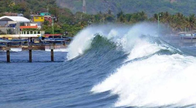 Inameh pronóstica oleaje en todas las costas venezolanas de un metro de altura