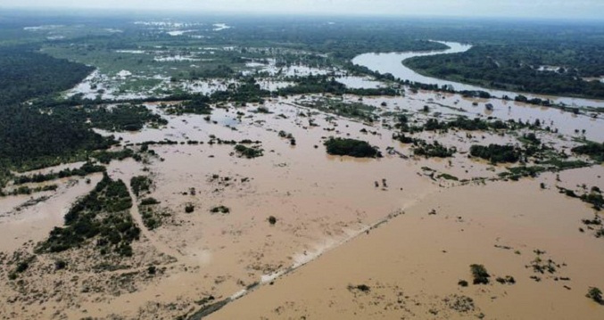 Desbordamiento del río Catatumbo afecta 15 mil hectáreas en Sur del Lago (Video)