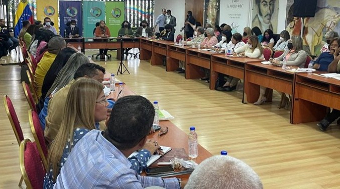 Unicef: Venezolanos piden priorizar planes para mejorar escuelas