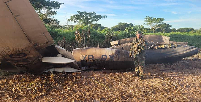 FANB destruye aeronave proveniente de México que violó el espacio aéreo venezolano