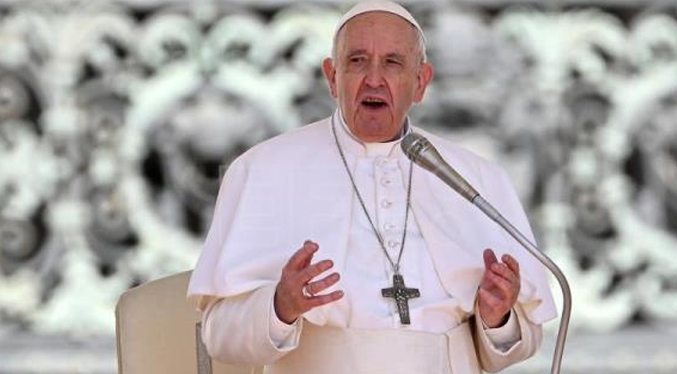 El Papa denuncia los cadáveres torturados hallados en Ucrania