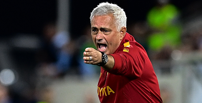 Roma anuncia el despido de José Mourinho