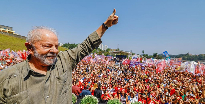 Sondeos dan a Lula ventaja de 52 % de intención de voto