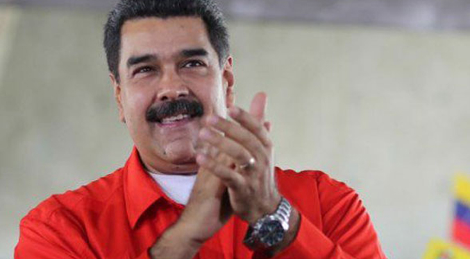 El País: Maduro recupera posiciones en la escena internacional