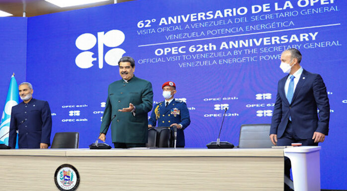 Maduro «dará garantías jurídicas” a extranjeros para la explotación de gas