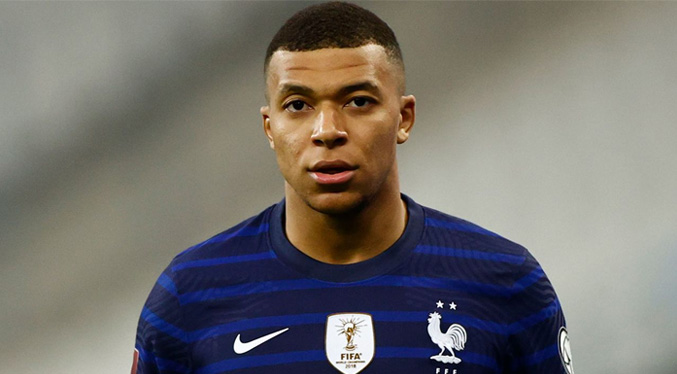 Francia y Mbappé suavizan disputa por derechos de imagen