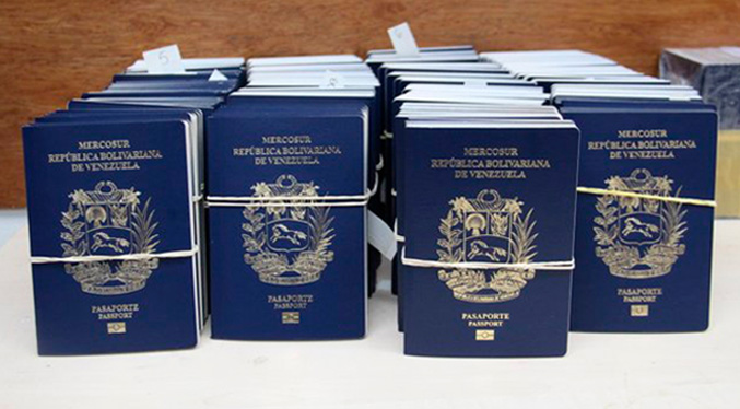 Llega valija de pasaportes para venezolanos en México, EEUU y Canadá