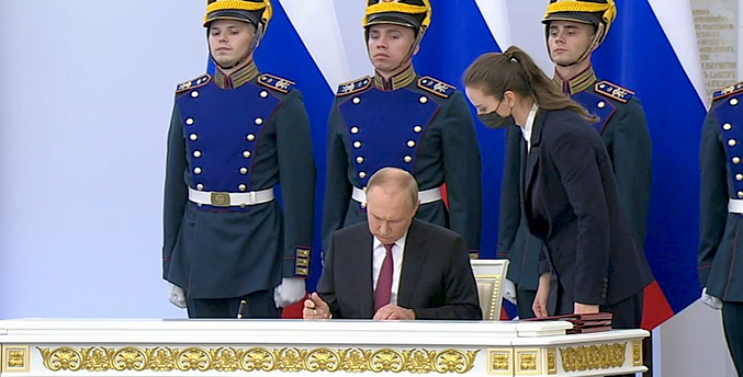 Putin firma tratados de anexión de cuatro regiones ucranianas ocupadas